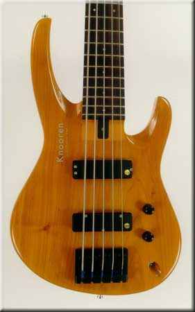 Knooren_mode_IV__5_string_21_frets